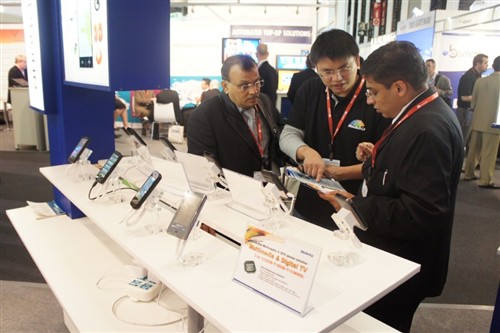 MWC2011:华体会线上平台微推出多种移动设备方案 